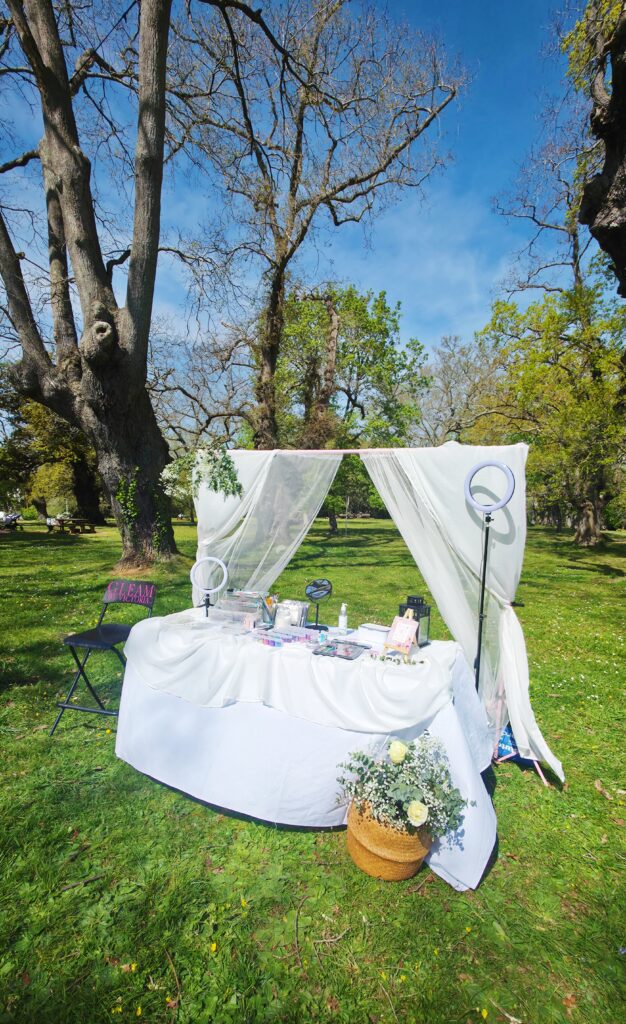 Foto stand Nube todo tonos blancos y marrones