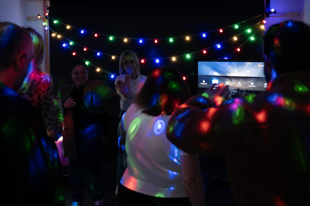 Fiesta karaoke glitter